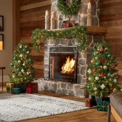 Home Accents Holiday 4 ft Potted Christmas Tree 2-Pack -HOME ACCENTS HOLIDAY Sales home accents holiday pre lit christmas trees ty017 1717 e1 1000